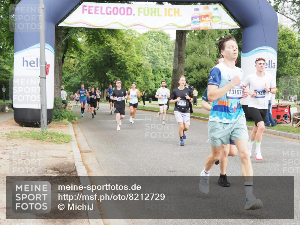 29.06.2025 - hella hamburg halbmarathon MichiJ http://msf.ph/oto/8212729 29.06.2025 10:23:20 Zwischen KM18-KM19 1743, 5550, 7628, 13167, 13493, 13494, 13771, 14448, 15268, 15500, 18026, 19022 meine-sportfotos.de