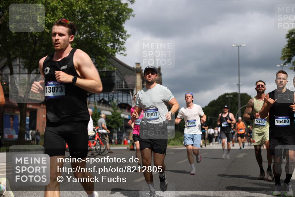 29.06.2025 - hella hamburg halbmarathon Yannick Fuchs http://msf.ph/oto/8212805 29.06.2025 10:45:23 20KM 1335, 1366, 2411, 2540, 2636, 2823, 2946, 4297, 4404, 4839, 4967, 5087, 5336, 5600, 5820, 7224, 7369, 7943, 8261, 8508, 8930, 8989, 9214, 9476, 9739, 9793, 9959, 10057, 10215, 10508, 10603, 10667, 10691, 10868, 11124, 11512, 11625, 11733, 12450, 12778, 13073, 13403, 13707, 13799, 14012, 14248, 14458, 15426, 15480, 15496, 15871, 15899, 16666, 16907, 17530, 17823, 18820, 19007, 19020, 19053 meine-sportfotos.de