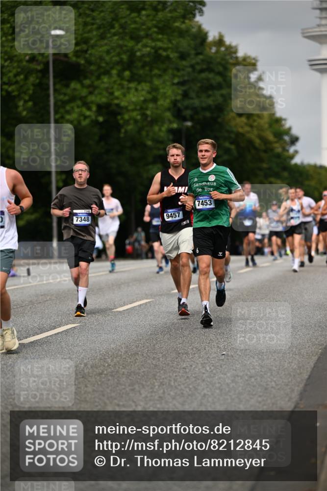 29.06.2025 - hella hamburg halbmarathon Dr. Thomas Lammeyer http://msf.ph/oto/8212845 29.06.2025 10:12:42 Kennedybrücke 1147, 1188, 1527, 2190, 2309, 2427, 2978, 5100, 5885, 6590, 6674, 6918, 7198, 7348, 7453, 9457, 9616, 9718, 9823, 9966, 10857 meine-sportfotos.de