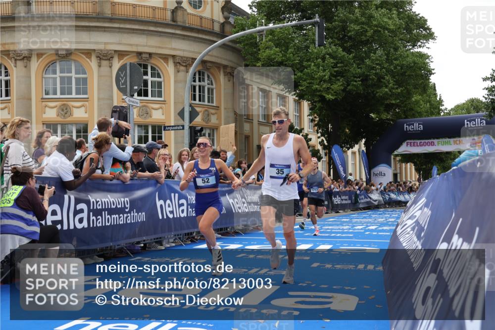 29.06.2025 - hella hamburg halbmarathon Strokosch-Dieckow http://msf.ph/oto/8213003 29.06.2025 10:23:28 Ziel 35, 52, 9385, 16169, 17771, 19078 meine-sportfotos.de