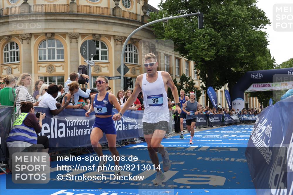 29.06.2025 - hella hamburg halbmarathon Strokosch-Dieckow http://msf.ph/oto/8213014 29.06.2025 10:23:28 Ziel 35, 52, 9385, 16169, 17771, 19078 meine-sportfotos.de