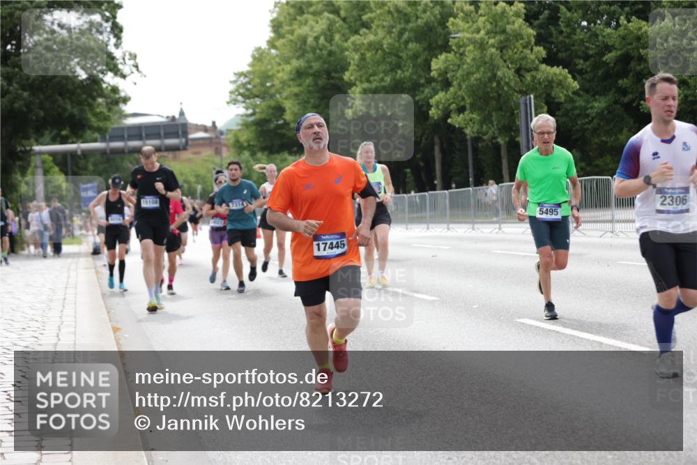 29.06.2025 - hella hamburg halbmarathon Jannik Wohlers http://msf.ph/oto/8213272 29.06.2025 10:26:42 Lombardsbrücke 1530, 1793, 2045, 2306, 2775, 4358, 5494, 5495, 5707, 6259, 6637, 7234, 7314, 8056, 8281, 9349, 10077, 10465, 11110, 13462, 14020, 14021, 15108, 15641, 16479, 17049, 17445, 18976, 18978 meine-sportfotos.de