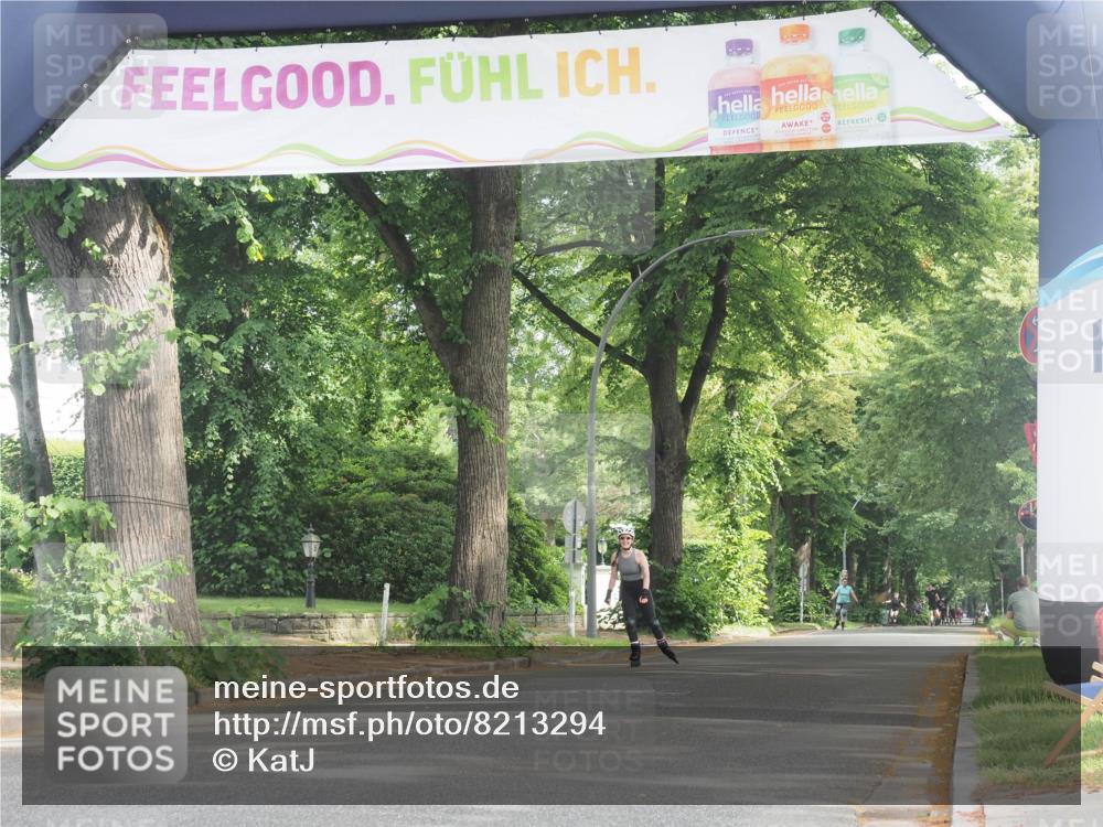 29.06.2025 - hella hamburg halbmarathon KatJ http://msf.ph/oto/8213294 29.06.2025 09:35:35 Zwischen KM18-KM19  meine-sportfotos.de