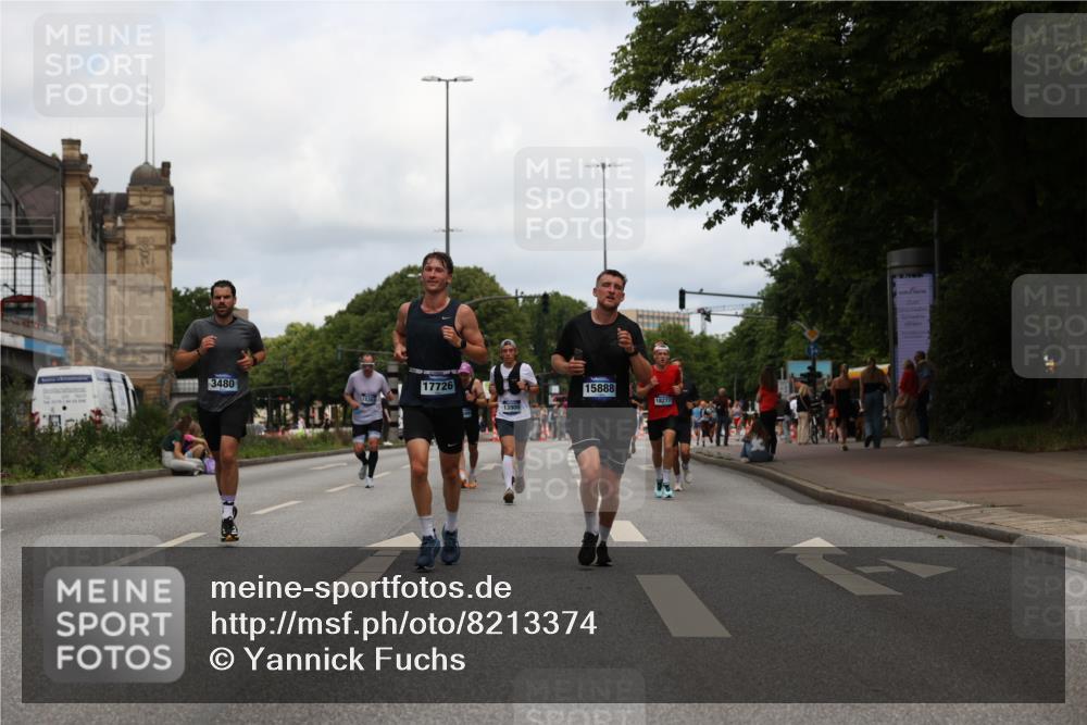29.06.2025 - hella hamburg halbmarathon Yannick Fuchs http://msf.ph/oto/8213374 29.06.2025 10:32:34 20KM 1505, 3480, 5791, 7152, 7154, 7743, 8002, 8571, 9017, 9171, 9643, 9944, 10793, 10922, 11106, 11952, 13148, 13595, 13900, 14274, 15303, 15382, 15888, 16698, 17726, 18193, 18276, 18277, 18529, 18723 meine-sportfotos.de