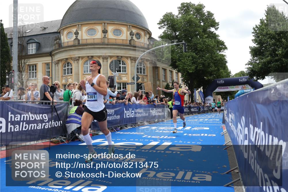 29.06.2025 - hella hamburg halbmarathon Strokosch-Dieckow http://msf.ph/oto/8213475 29.06.2025 10:23:45 Ziel 5301, 6699, 7963, 9151, 9447, 10780, 12360 meine-sportfotos.de