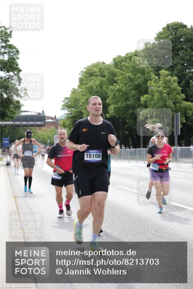 29.06.2025 - hella hamburg halbmarathon Jannik Wohlers http://msf.ph/oto/8213703 29.06.2025 10:26:46 Lombardsbrücke 1530, 1793, 2306, 2775, 4358, 5494, 5495, 5707, 6259, 6637, 7234, 7314, 7944, 8056, 8281, 9349, 10077, 10465, 11110, 11766, 13462, 14020, 14021, 15108, 15641, 17049, 17445, 18976 meine-sportfotos.de