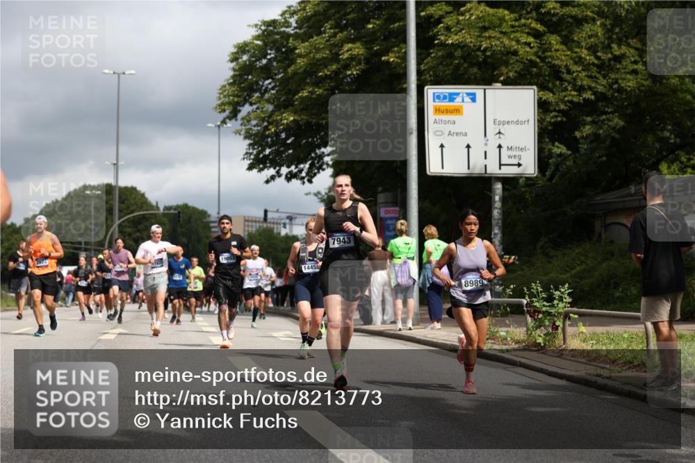 29.06.2025 - hella hamburg halbmarathon Yannick Fuchs http://msf.ph/oto/8213773 29.06.2025 10:45:28 20KM 1335, 1366, 2636, 2718, 2823, 2946, 4033, 4297, 4404, 4839, 4967, 5087, 5336, 5600, 5820, 7224, 7943, 8508, 8856, 8930, 8989, 9214, 9476, 9656, 9739, 9793, 9869, 9959, 10057, 10508, 10603, 10667, 10691, 10868, 11124, 11512, 11625, 11733, 12450, 13073, 13403, 13707, 13726, 13799, 14012, 14248, 14458, 14994, 15426, 15480, 15496, 15871, 15899, 16666, 16907, 17131, 17530, 18820, 19007, 19020, 19053 meine-sportfotos.de