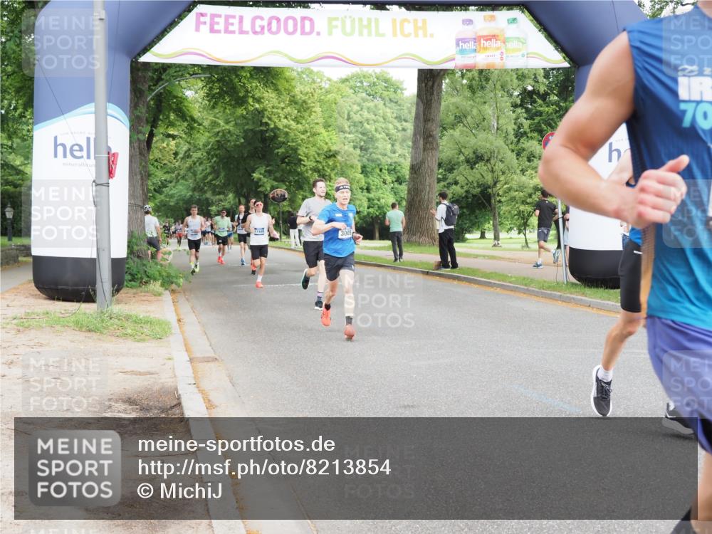 29.06.2025 - hella hamburg halbmarathon MichiJ http://msf.ph/oto/8213854 29.06.2025 10:23:27 Zwischen KM18-KM19 1743, 5269, 11019, 11230, 13167, 16417, 17877, 19022 meine-sportfotos.de