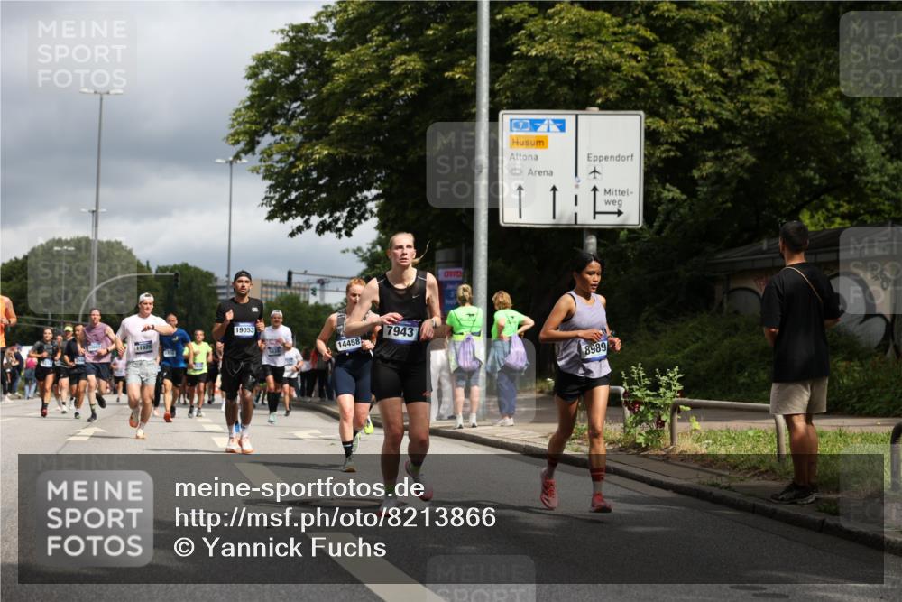 29.06.2025 - hella hamburg halbmarathon Yannick Fuchs http://msf.ph/oto/8213866 29.06.2025 10:45:28 20KM 1335, 1366, 2636, 2718, 2823, 2946, 4033, 4297, 4404, 4839, 4967, 5087, 5336, 5600, 5820, 7224, 7943, 8508, 8856, 8930, 8989, 9214, 9476, 9656, 9739, 9793, 9869, 9959, 10057, 10508, 10603, 10667, 10691, 10868, 11124, 11512, 11625, 11733, 12450, 13073, 13403, 13707, 13726, 13799, 14012, 14248, 14458, 14994, 15426, 15480, 15496, 15871, 15899, 16666, 16907, 17131, 17530, 18820, 19007, 19020, 19053 meine-sportfotos.de