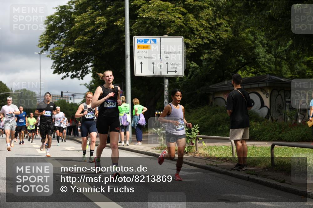 29.06.2025 - hella hamburg halbmarathon Yannick Fuchs http://msf.ph/oto/8213869 29.06.2025 10:45:28 20KM 1335, 1366, 2636, 2718, 2823, 2946, 4033, 4297, 4404, 4839, 4967, 5087, 5336, 5600, 5820, 7224, 7943, 8508, 8856, 8930, 8989, 9214, 9476, 9656, 9739, 9793, 9869, 9959, 10057, 10508, 10603, 10667, 10691, 10868, 11124, 11512, 11625, 11733, 12450, 13073, 13403, 13707, 13726, 13799, 14012, 14248, 14458, 14994, 15426, 15480, 15496, 15871, 15899, 16666, 16907, 17131, 17530, 18820, 19007, 19020, 19053 meine-sportfotos.de