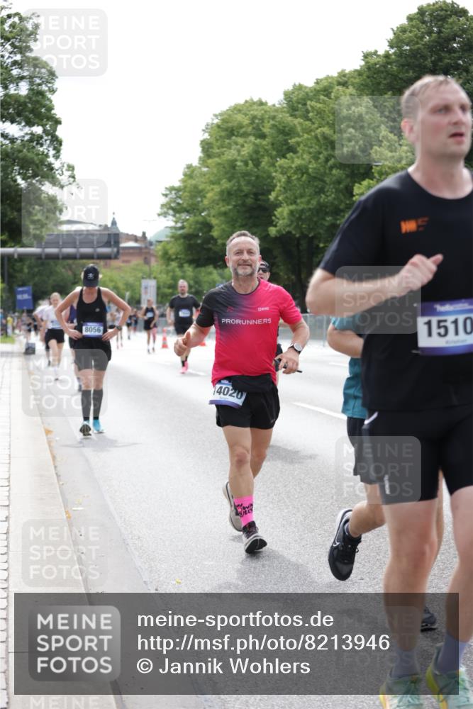 29.06.2025 - hella hamburg halbmarathon Jannik Wohlers http://msf.ph/oto/8213946 29.06.2025 10:26:47 Lombardsbrücke 1530, 1793, 2306, 2775, 4358, 5494, 5495, 5707, 6259, 6637, 7234, 7314, 7944, 8056, 8281, 9349, 10077, 10465, 11110, 11766, 14020, 14021, 15108, 15641, 17049, 17445, 18976 meine-sportfotos.de