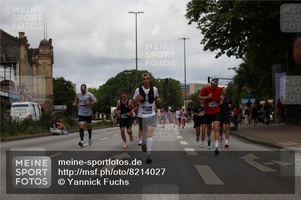 29.06.2025 - hella hamburg halbmarathon Yannick Fuchs http://msf.ph/oto/8214027 29.06.2025 10:32:37 20KM 1505, 3480, 7152, 7154, 7229, 7743, 8002, 8571, 9171, 9643, 9944, 10793, 10922, 11106, 11952, 13595, 13900, 14274, 14992, 15303, 15382, 15888, 16698, 17726, 18193, 18276, 18277, 18529, 18584, 18723 meine-sportfotos.de
