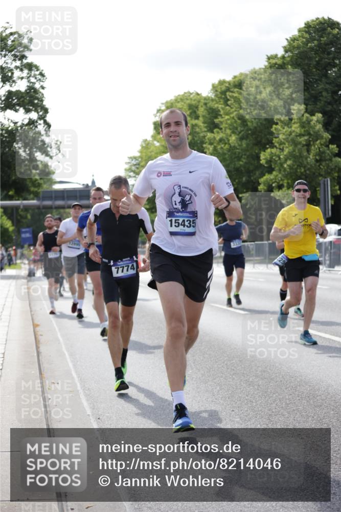 29.06.2025 - hella hamburg halbmarathon Jannik Wohlers http://msf.ph/oto/8214046 29.06.2025 09:49:45 Lombardsbrücke 1615, 1675, 1800, 1803, 2415, 3332, 3530, 4823, 5248, 5409, 5436, 6123, 6682, 6704, 7495, 7774, 8629, 8925, 9294, 9302, 9711, 9979, 10894, 11767, 12292, 12327, 12540, 12554, 12895, 13457, 13725, 14560, 14691, 15225, 15336, 15351, 15435, 15521, 16648, 17125, 17177, 17620, 17971, 17973, 18154, 18173, 18275, 18276, 18464, 18529, 19229 meine-sportfotos.de