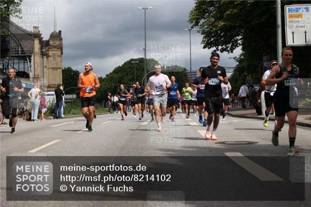 29.06.2025 - hella hamburg halbmarathon Yannick Fuchs http://msf.ph/oto/8214102 29.06.2025 10:45:30 20KM 1335, 1366, 2636, 2718, 2823, 2946, 4033, 4297, 4404, 4839, 4967, 5087, 5336, 5600, 5820, 6776, 7224, 7943, 8508, 8856, 8930, 8989, 9074, 9214, 9476, 9656, 9739, 9793, 9869, 9959, 10057, 10508, 10603, 10667, 10691, 10868, 11124, 11625, 11733, 12450, 13073, 13403, 13707, 13726, 13799, 14012, 14248, 14458, 14994, 15426, 15480, 15496, 15871, 15899, 16666, 16907, 17131, 17530, 17682, 17962, 18820, 19020, 19053 meine-sportfotos.de