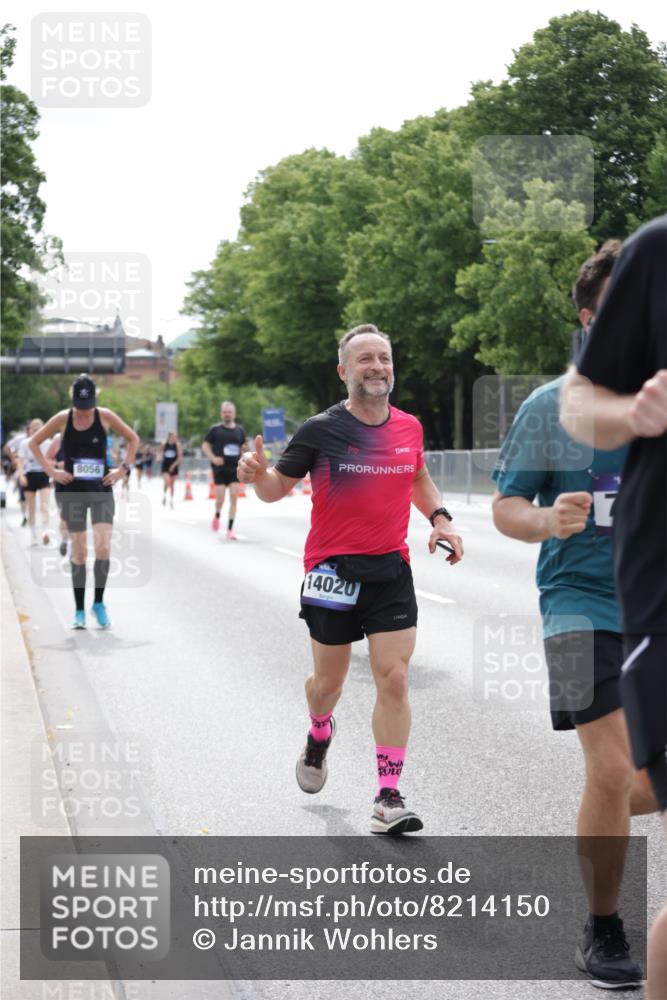 29.06.2025 - hella hamburg halbmarathon Jannik Wohlers http://msf.ph/oto/8214150 29.06.2025 10:26:48 Lombardsbrücke 1530, 2306, 2775, 4358, 5494, 5495, 5707, 5825, 6259, 6637, 7234, 7314, 7944, 8056, 8281, 9349, 10077, 10465, 11110, 11766, 14020, 14021, 15108, 15641, 17049, 17445, 18976 meine-sportfotos.de