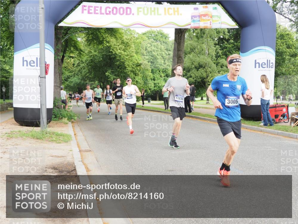 29.06.2025 - hella hamburg halbmarathon MichiJ http://msf.ph/oto/8214160 29.06.2025 10:23:28 Zwischen KM18-KM19 3005, 5269, 11019, 11230, 16417, 17877, 19022 meine-sportfotos.de