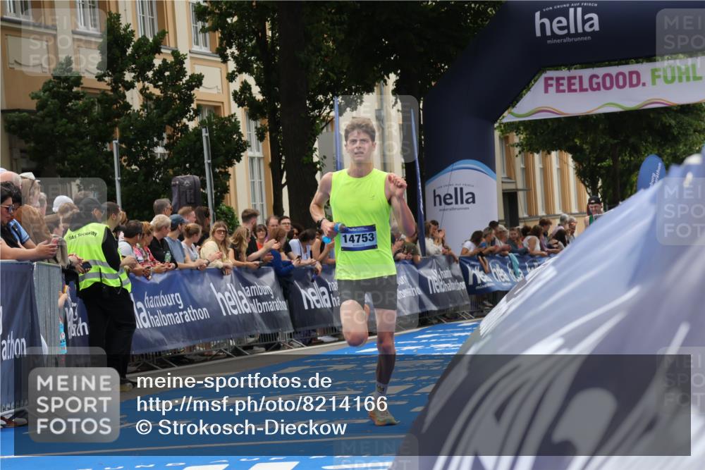 29.06.2025 - hella hamburg halbmarathon Strokosch-Dieckow http://msf.ph/oto/8214166 29.06.2025 10:24:03 Ziel 9269, 10234, 13440, 14753, 17614, 18569, 19041 meine-sportfotos.de
