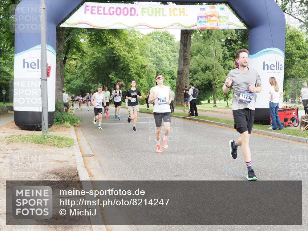 29.06.2025 - hella hamburg halbmarathon MichiJ http://msf.ph/oto/8214247 29.06.2025 10:23:29 Zwischen KM18-KM19 3005, 5269, 11019, 11230, 16417, 17877 meine-sportfotos.de
