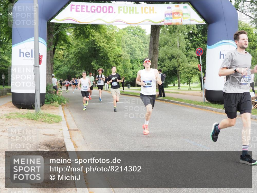 29.06.2025 - hella hamburg halbmarathon MichiJ http://msf.ph/oto/8214302 29.06.2025 10:23:29 Zwischen KM18-KM19 3005, 5269, 11019, 11230, 16417, 17877 meine-sportfotos.de