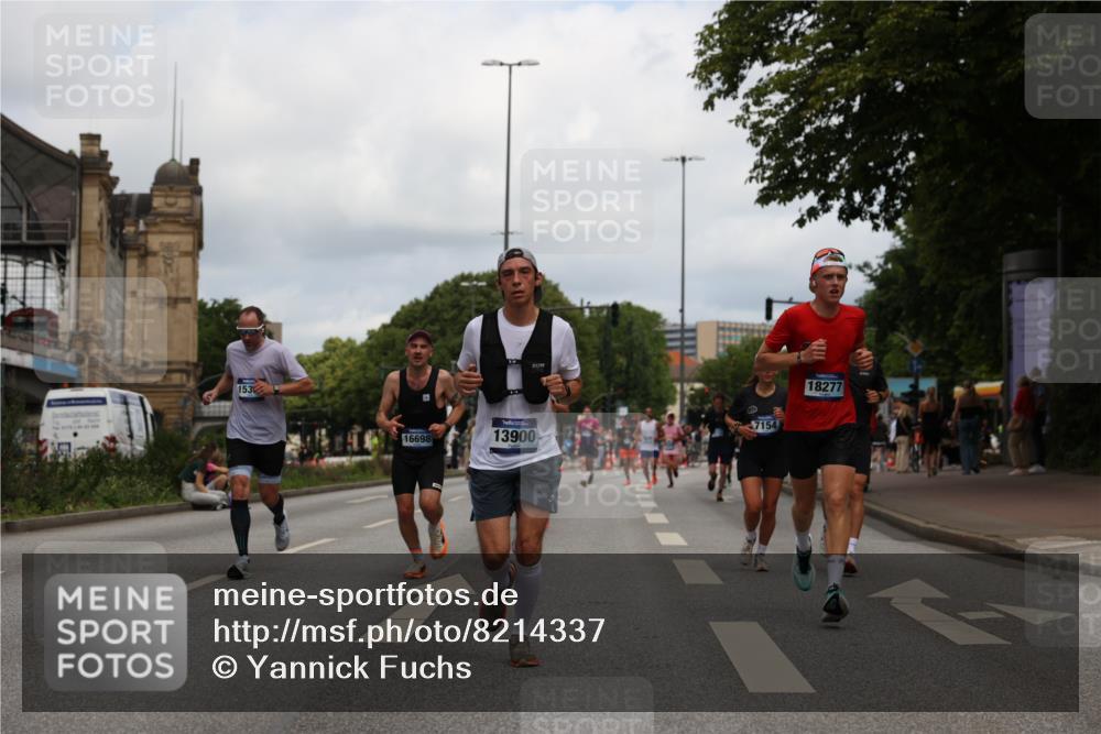 29.06.2025 - hella hamburg halbmarathon Yannick Fuchs http://msf.ph/oto/8214337 29.06.2025 10:32:38 20KM 1042, 1615, 1688, 3480, 3530, 7152, 7154, 7229, 7743, 8002, 8571, 9171, 9643, 9944, 10793, 10922, 11952, 13595, 13900, 14274, 14992, 15303, 15382, 15888, 16698, 17726, 18193, 18276, 18277, 18529, 18584, 18723 meine-sportfotos.de