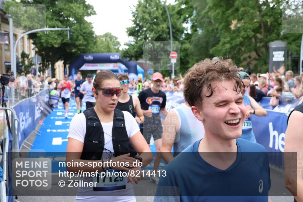 29.06.2025 - hella hamburg halbmarathon Zöllner http://msf.ph/oto/8214413 29.06.2025 10:50:55 Ziel 1466, 3654, 3947, 4839, 5018, 5115, 7052, 8205, 8572, 10750, 11551, 15395, 15643, 18182 meine-sportfotos.de