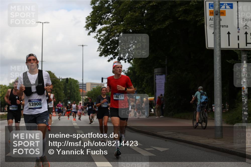 29.06.2025 - hella hamburg halbmarathon Yannick Fuchs http://msf.ph/oto/8214423 29.06.2025 10:32:38 20KM 1042, 1615, 1688, 3480, 3530, 7152, 7154, 7229, 7743, 8002, 8571, 9171, 9643, 9944, 10793, 10922, 11952, 13595, 13900, 14274, 14992, 15303, 15382, 15888, 16698, 17726, 18193, 18276, 18277, 18529, 18584, 18723 meine-sportfotos.de