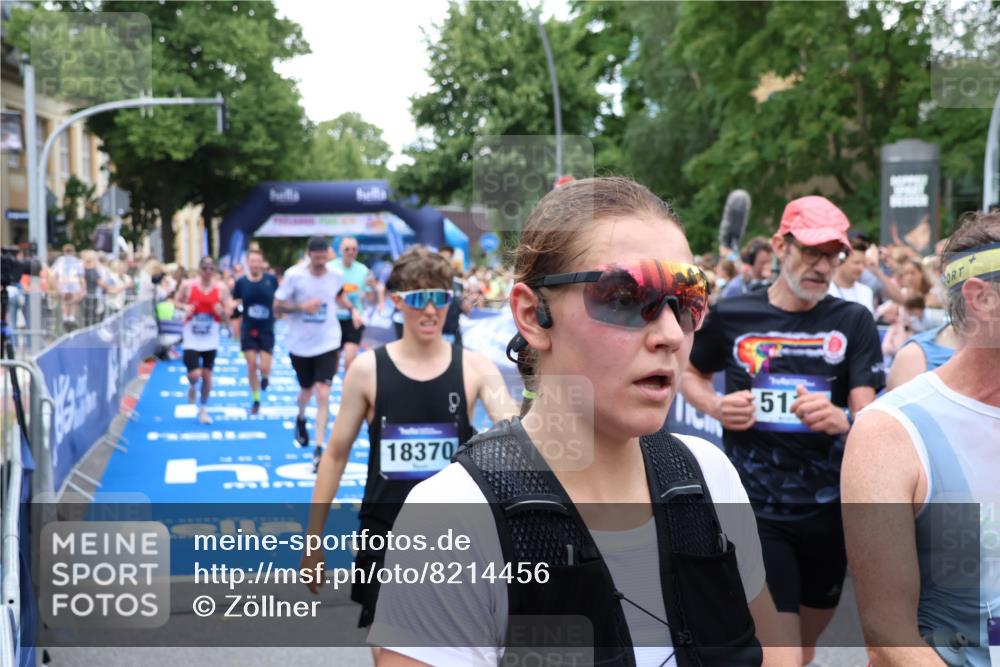 29.06.2025 - hella hamburg halbmarathon Zöllner http://msf.ph/oto/8214456 29.06.2025 10:50:56 Ziel 1466, 3654, 3947, 4839, 5018, 7052, 7369, 8205, 8572, 10750, 11551, 13687, 15362, 15395, 15643, 18182 meine-sportfotos.de