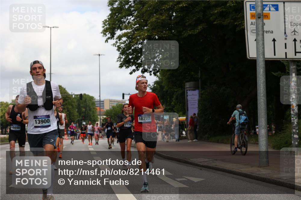 29.06.2025 - hella hamburg halbmarathon Yannick Fuchs http://msf.ph/oto/8214461 29.06.2025 10:32:38 20KM 1042, 1615, 1688, 3480, 3530, 7152, 7154, 7229, 7743, 8002, 8571, 9171, 9643, 9944, 10793, 10922, 11952, 13595, 13900, 14274, 14992, 15303, 15382, 15888, 16698, 17726, 18193, 18276, 18277, 18529, 18584, 18723 meine-sportfotos.de