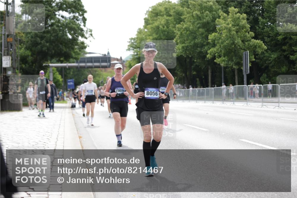 29.06.2025 - hella hamburg halbmarathon Jannik Wohlers http://msf.ph/oto/8214467 29.06.2025 10:26:52 Lombardsbrücke 1530, 2306, 2775, 5495, 5707, 5825, 6259, 7234, 7314, 7944, 8281, 9349, 10077, 11766, 14020, 14021, 15108, 15641, 17049, 17445, 18097, 18976 meine-sportfotos.de
