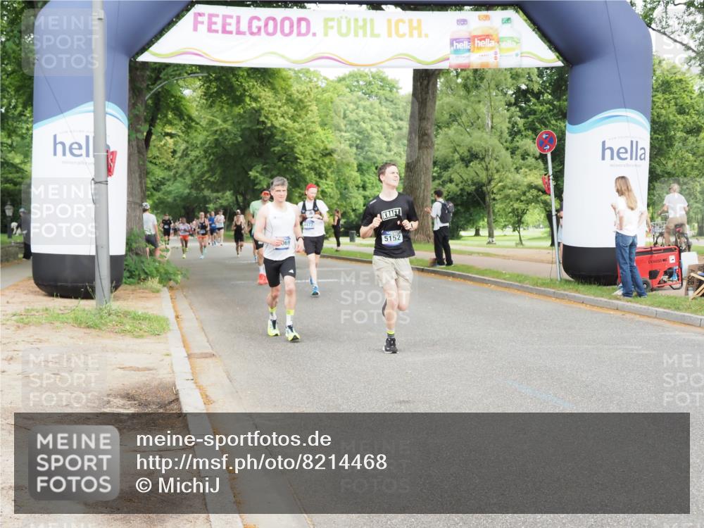 29.06.2025 - hella hamburg halbmarathon MichiJ http://msf.ph/oto/8214468 29.06.2025 10:23:31 Zwischen KM18-KM19 3005, 5152, 5269, 11230, 16417, 17489, 17877 meine-sportfotos.de
