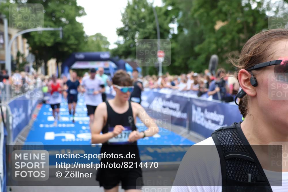 29.06.2025 - hella hamburg halbmarathon Zöllner http://msf.ph/oto/8214470 29.06.2025 10:50:56 Ziel 1466, 3654, 3947, 4839, 5018, 7052, 7369, 8205, 8572, 10750, 11551, 13687, 15362, 15395, 15643, 18182 meine-sportfotos.de