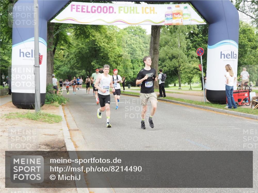 29.06.2025 - hella hamburg halbmarathon MichiJ http://msf.ph/oto/8214490 29.06.2025 10:23:31 Zwischen KM18-KM19 3005, 5152, 5269, 11230, 16417, 17489, 17877 meine-sportfotos.de