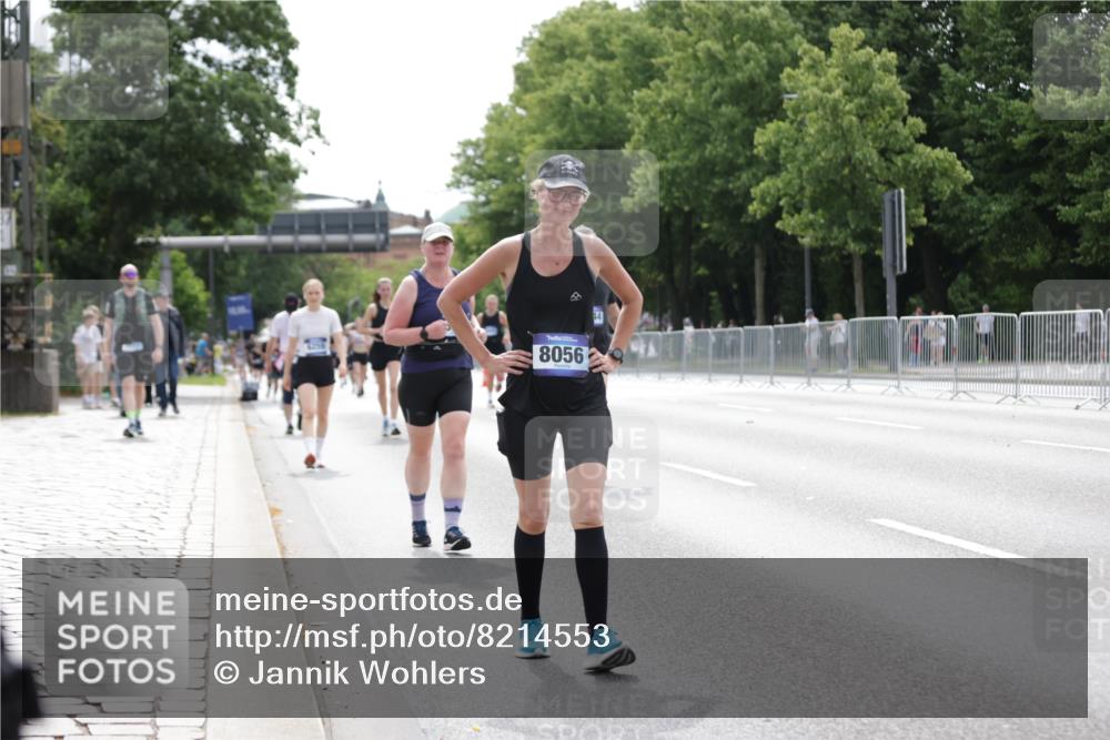 29.06.2025 - hella hamburg halbmarathon Jannik Wohlers http://msf.ph/oto/8214553 29.06.2025 10:26:52 Lombardsbrücke 1530, 2306, 2775, 5495, 5707, 5825, 6259, 7234, 7314, 7944, 8281, 9349, 10077, 11766, 14020, 14021, 15108, 15641, 17049, 17445, 18097, 18976 meine-sportfotos.de
