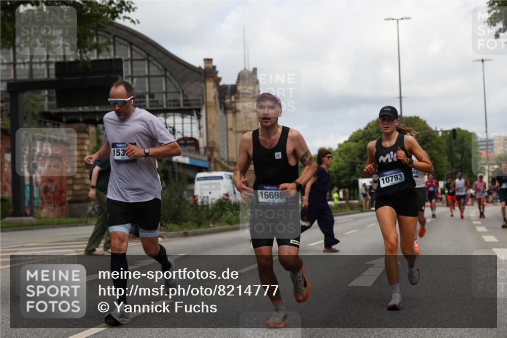 29.06.2025 - hella hamburg halbmarathon Yannick Fuchs http://msf.ph/oto/8214777 29.06.2025 10:32:40 20KM 1042, 1615, 1688, 3480, 3530, 7152, 7154, 7229, 7743, 8002, 8571, 9171, 9643, 10793, 11952, 13595, 13900, 14274, 14992, 15303, 15382, 15888, 16698, 17726, 18193, 18276, 18277, 18529, 18584, 18723 meine-sportfotos.de
