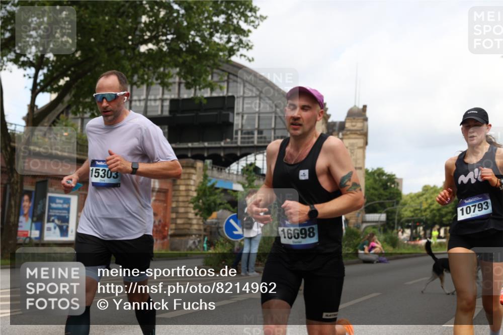 29.06.2025 - hella hamburg halbmarathon Yannick Fuchs http://msf.ph/oto/8214962 29.06.2025 10:32:40 20KM 1042, 1615, 1688, 3480, 3530, 7152, 7154, 7229, 7743, 8002, 8571, 9171, 9643, 10793, 11952, 13595, 13900, 14274, 14992, 15303, 15382, 15888, 16698, 17726, 18193, 18276, 18277, 18529, 18584, 18723 meine-sportfotos.de