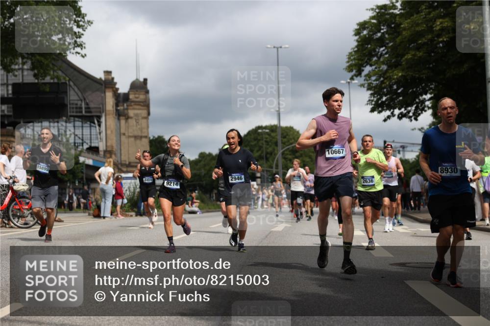 29.06.2025 - hella hamburg halbmarathon Yannick Fuchs http://msf.ph/oto/8215003 29.06.2025 10:45:34 20KM 1335, 2636, 2718, 2823, 2946, 4033, 4297, 4404, 4839, 4967, 5087, 5336, 5600, 5820, 6776, 7224, 7786, 7943, 8413, 8856, 8930, 8989, 9074, 9214, 9476, 9656, 9739, 9793, 9869, 9959, 10057, 10667, 10691, 10868, 11124, 11625, 12224, 12450, 13403, 13707, 13726, 13799, 14012, 14248, 14458, 14865, 14994, 15426, 15496, 15643, 15899, 16666, 17033, 17131, 17530, 17682, 17962, 17978, 18019, 18820, 19020, 19053 meine-sportfotos.de