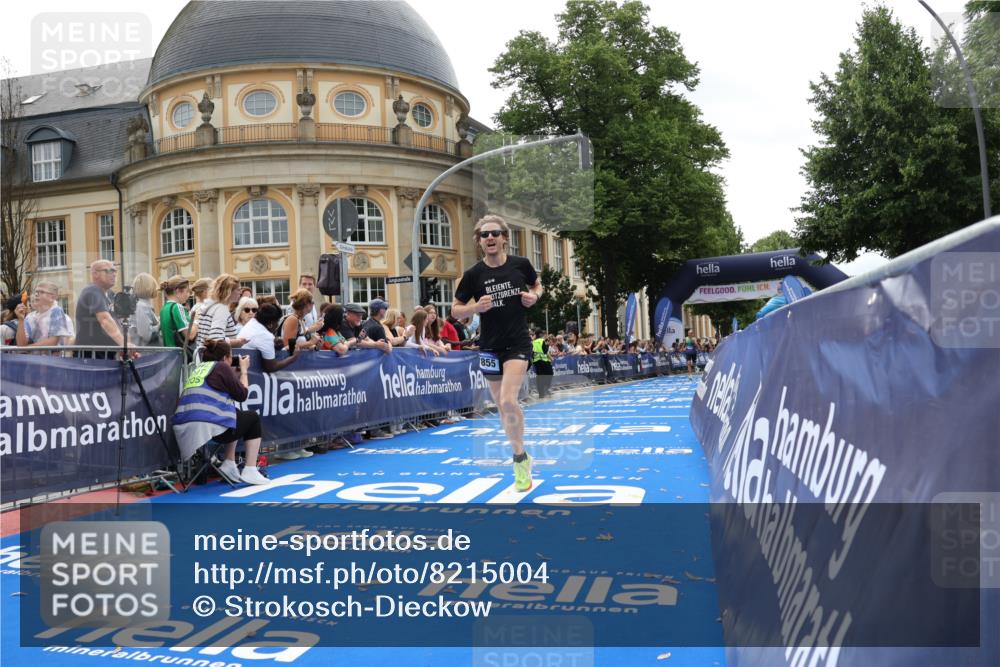 29.06.2025 - hella hamburg halbmarathon Strokosch-Dieckow http://msf.ph/oto/8215004 29.06.2025 10:24:32 Ziel 2892, 7855, 14506 meine-sportfotos.de