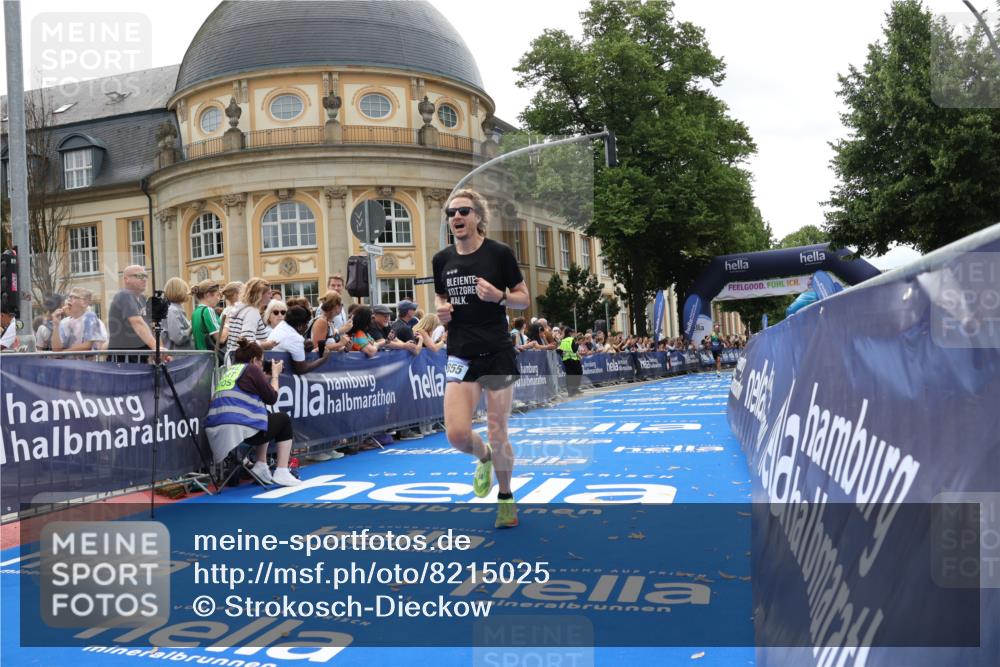 29.06.2025 - hella hamburg halbmarathon Strokosch-Dieckow http://msf.ph/oto/8215025 29.06.2025 10:24:33 Ziel 2892, 7855, 14506 meine-sportfotos.de