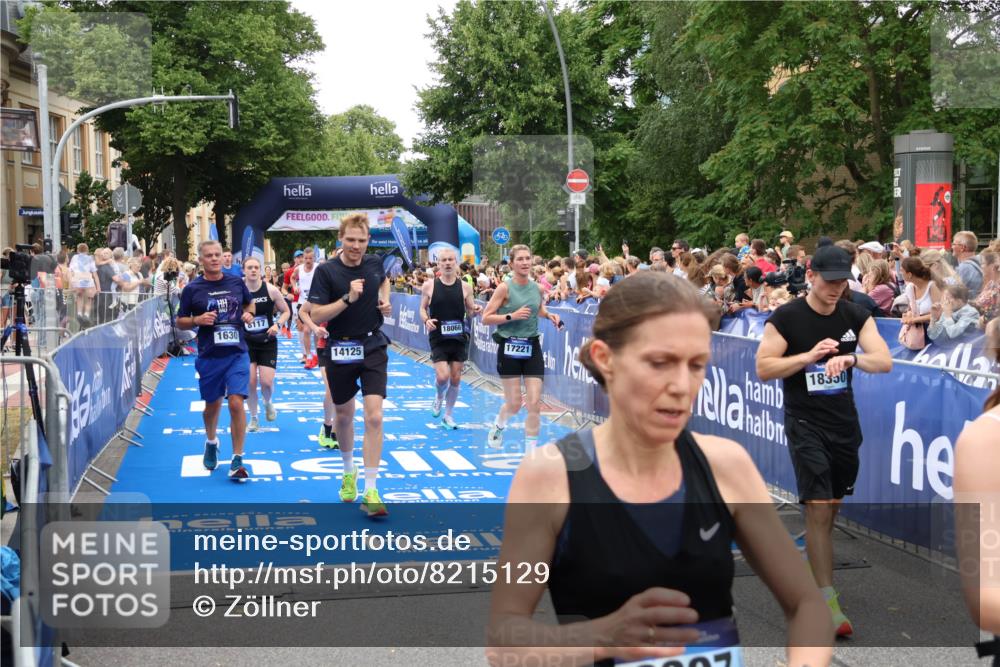 29.06.2025 - hella hamburg halbmarathon Zöllner http://msf.ph/oto/8215129 29.06.2025 10:51:08 Ziel 1366, 1630, 4077, 4816, 4967, 8117, 8261, 8508, 8704, 10508, 10603, 13008, 14125, 17221, 17384, 17823, 18066, 18350 meine-sportfotos.de