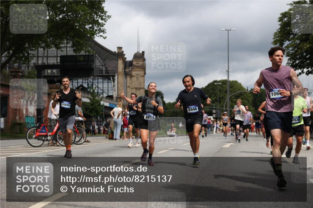 29.06.2025 - hella hamburg halbmarathon Yannick Fuchs http://msf.ph/oto/8215137 29.06.2025 10:45:34 20KM 1335, 2636, 2718, 2823, 2946, 4033, 4297, 4404, 4839, 4967, 5087, 5336, 5600, 5820, 6776, 7224, 7786, 7943, 8413, 8856, 8930, 8989, 9074, 9214, 9476, 9656, 9739, 9793, 9869, 9959, 10057, 10667, 10691, 10868, 11124, 11625, 12224, 12450, 13403, 13707, 13726, 13799, 14012, 14248, 14458, 14865, 14994, 15426, 15496, 15643, 15899, 16666, 17033, 17131, 17530, 17682, 17962, 17978, 18019, 18820, 19020, 19053 meine-sportfotos.de