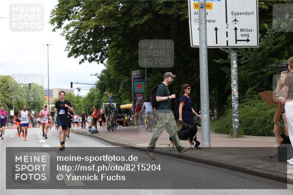 29.06.2025 - hella hamburg halbmarathon Yannick Fuchs http://msf.ph/oto/8215204 29.06.2025 10:32:42 20KM 1042, 1615, 1688, 3480, 3530, 7152, 7154, 7229, 7743, 8002, 8571, 9171, 9643, 10793, 11952, 13595, 13900, 14274, 14688, 14992, 15303, 15382, 15888, 16698, 17726, 18276, 18277, 18529, 18584, 18723 meine-sportfotos.de