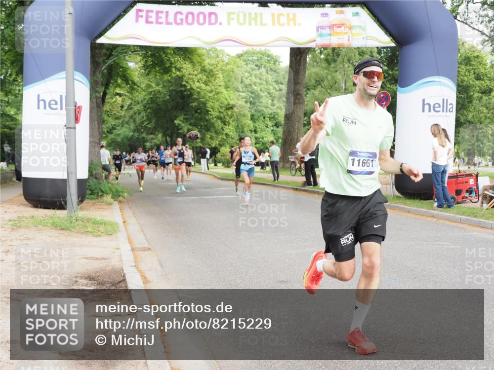 29.06.2025 - hella hamburg halbmarathon MichiJ http://msf.ph/oto/8215229 29.06.2025 10:23:35 Zwischen KM18-KM19 3005, 4477, 5152, 11661, 14069, 17489 meine-sportfotos.de