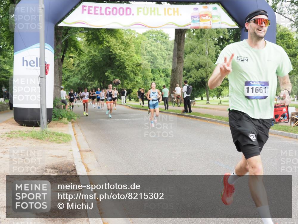 29.06.2025 - hella hamburg halbmarathon MichiJ http://msf.ph/oto/8215302 29.06.2025 10:23:35 Zwischen KM18-KM19 3005, 4477, 5152, 11661, 14069, 17489 meine-sportfotos.de
