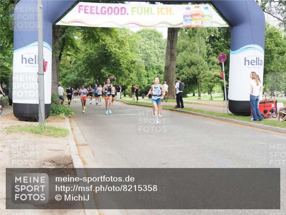 29.06.2025 - hella hamburg halbmarathon MichiJ http://msf.ph/oto/8215358 29.06.2025 10:23:36 Zwischen KM18-KM19 3005, 4477, 5048, 5152, 11661, 14069, 17489 meine-sportfotos.de