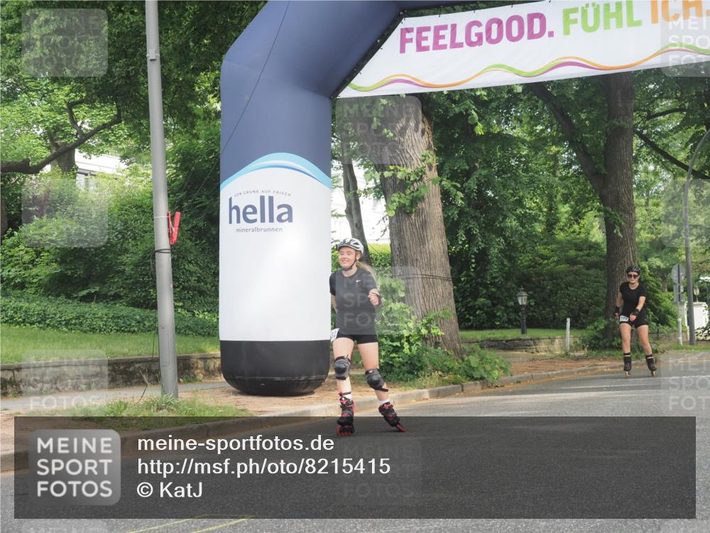 29.06.2025 - hella hamburg halbmarathon KatJ http://msf.ph/oto/8215415 29.06.2025 09:35:57 Zwischen KM18-KM19  meine-sportfotos.de