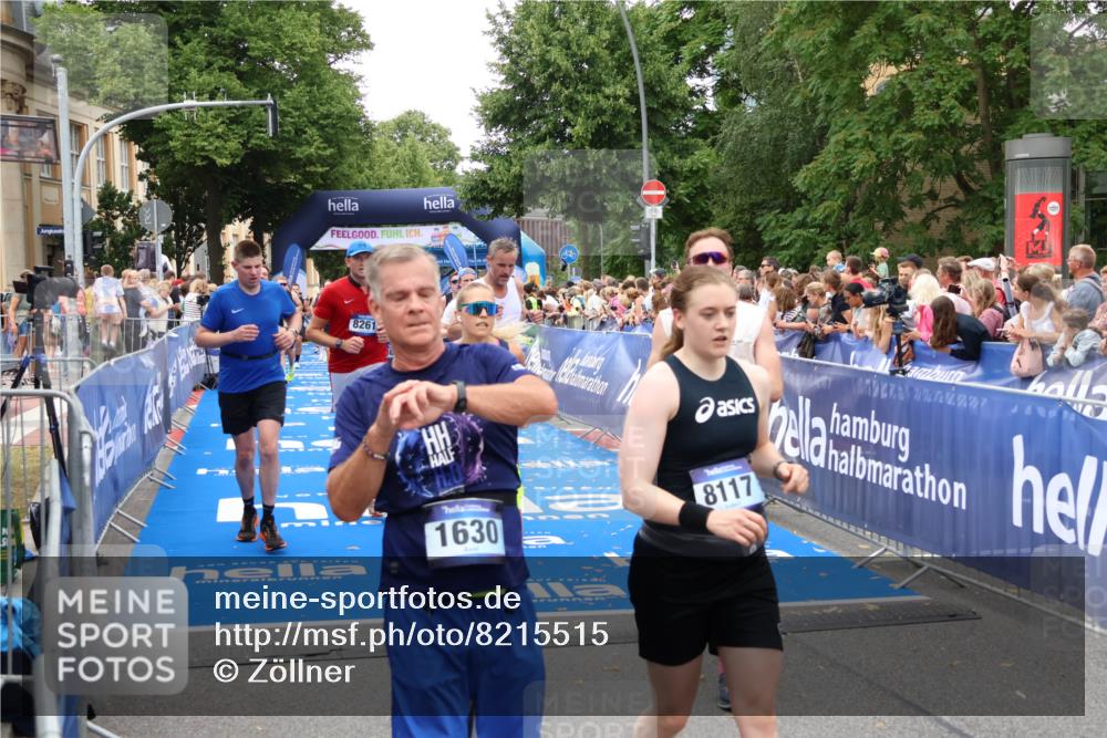 29.06.2025 - hella hamburg halbmarathon Zöllner http://msf.ph/oto/8215515 29.06.2025 10:51:12 Ziel 1366, 4077, 4404, 4816, 4967, 5600, 6027, 8261, 8508, 8704, 10508, 10603, 10868, 11733, 13073, 15480, 17384, 17530, 17823 meine-sportfotos.de