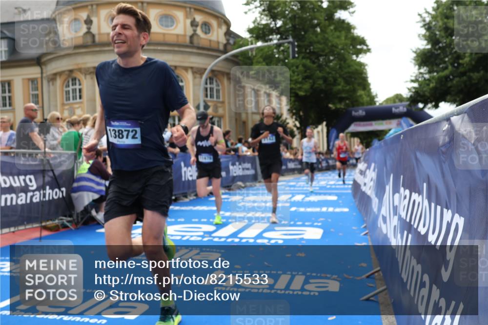 29.06.2025 - hella hamburg halbmarathon Strokosch-Dieckow http://msf.ph/oto/8215533 29.06.2025 10:24:52 Ziel 1241, 1271, 7142, 10867, 11678, 13872, 14836, 16361, 17752 meine-sportfotos.de