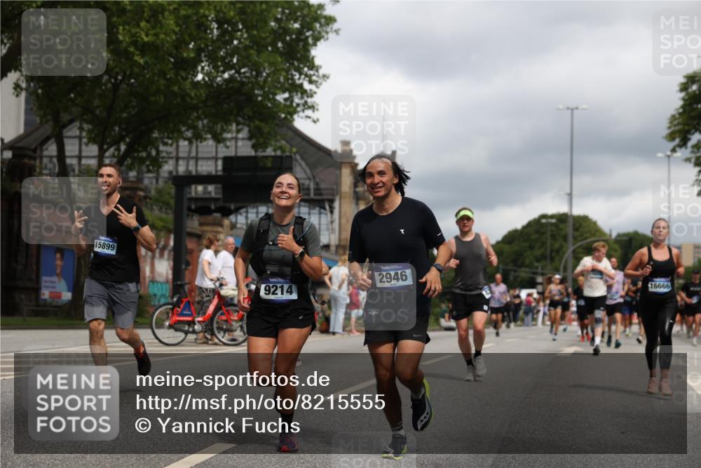 29.06.2025 - hella hamburg halbmarathon Yannick Fuchs http://msf.ph/oto/8215555 29.06.2025 10:45:35 20KM 1335, 2364, 2636, 2670, 2718, 2823, 2946, 4033, 4297, 4404, 4839, 4967, 5087, 5600, 5820, 6776, 7224, 7786, 7943, 8413, 8856, 8930, 8989, 9074, 9214, 9476, 9656, 9739, 9793, 9869, 9959, 10057, 10667, 10691, 10868, 11124, 11625, 12224, 12450, 13403, 13707, 13726, 13799, 14012, 14248, 14458, 14865, 14994, 15426, 15496, 15643, 15899, 16666, 17033, 17131, 17530, 17682, 17815, 17962, 17978, 18019, 18820, 19020, 19053 meine-sportfotos.de