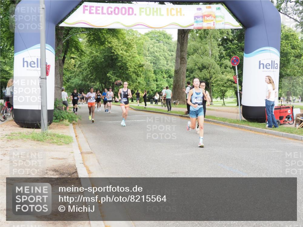 29.06.2025 - hella hamburg halbmarathon MichiJ http://msf.ph/oto/8215564 29.06.2025 10:23:37 Zwischen KM18-KM19 4477, 5048, 5152, 11661, 14069, 17489 meine-sportfotos.de
