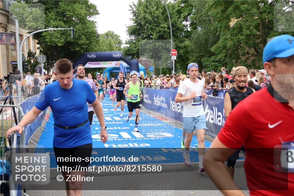 29.06.2025 - hella hamburg halbmarathon Zöllner http://msf.ph/oto/8215580 29.06.2025 10:51:15 Ziel 1366, 1461, 4404, 4816, 4967, 5600, 6027, 8508, 8930, 9476, 10868, 11512, 11625, 11733, 13073, 15480, 17530, 17823 meine-sportfotos.de